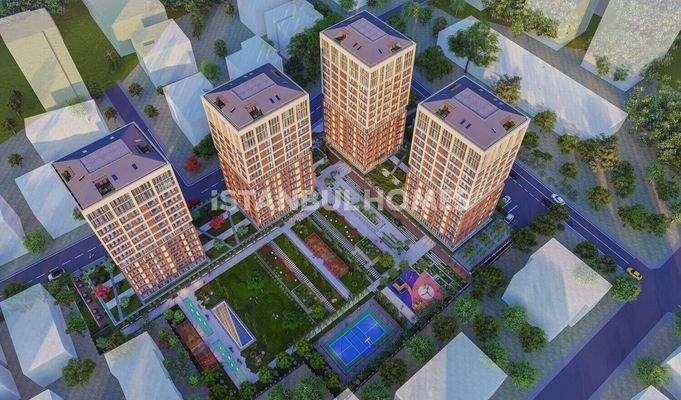 City-View Flats in a Complex with Pool in Kadikoy Istanbul