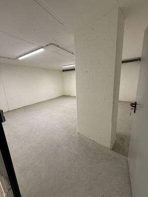 Bruneck_Magazin_Lager_Zentrum_Stauraum_Vielseitig_Privat_Gewerbe_Lokal