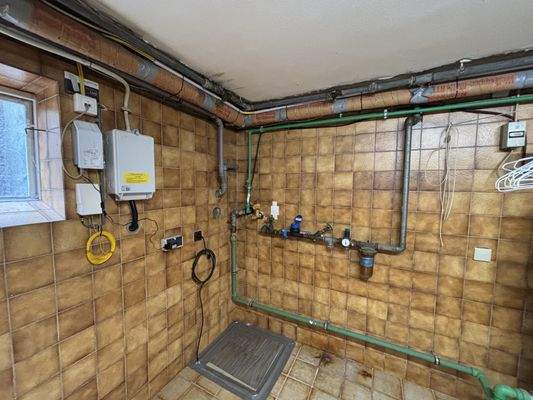 Anschlüsse Wohnhaus