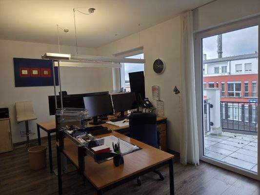 Büro 1
