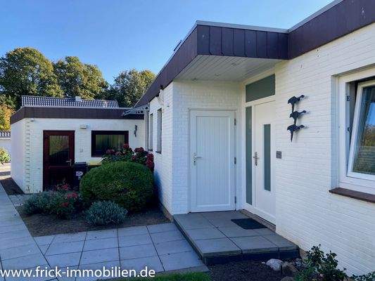 10-Die Eingänge.JPG