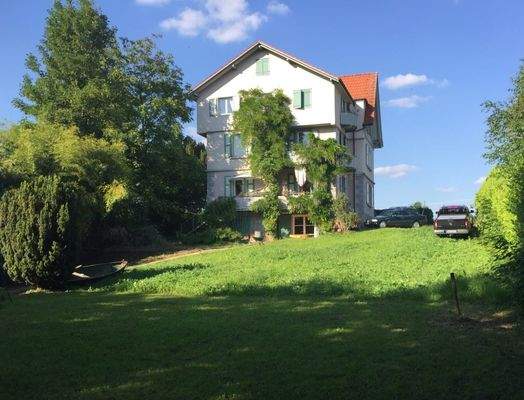 Hausansicht Süd im Sommer