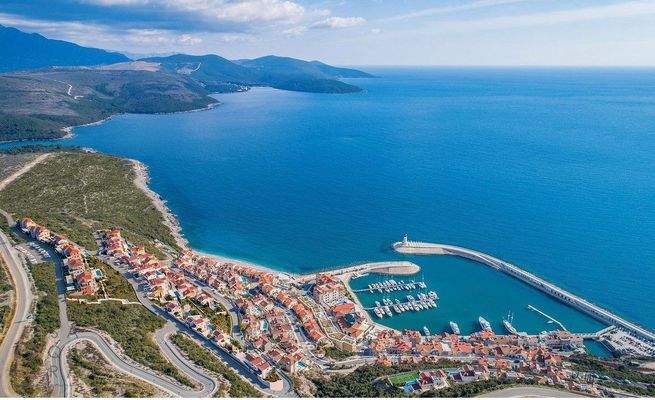 714274EF-094B-4441-A0B7-3F6D1D8502CC