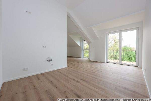 8 Küche mit Blick Richtung Wohnzimmer