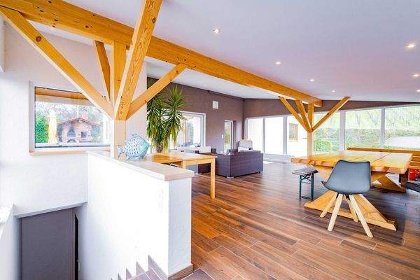 Wintergarten mit Zugang in Keller