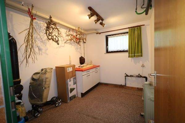 Anschlussraum mit Lagermöglichkeit