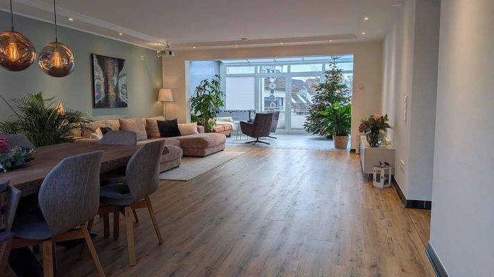 Wohn-Esszimmer ca. 65m2