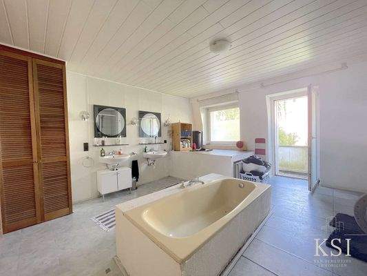 DG Maisonette WG Badezimmer 