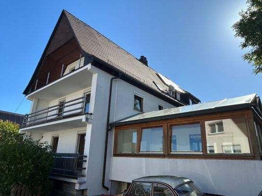 Blick von der Strasse