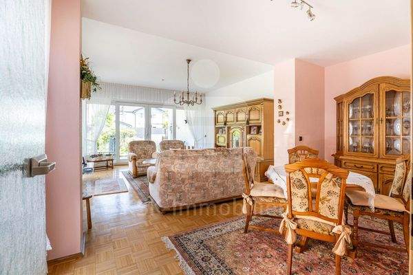 153768 Wohnzimmer Erdgeschoss