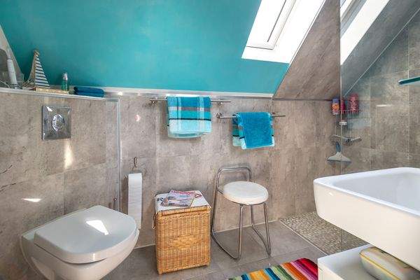 DG Duschbad Ansicht 1