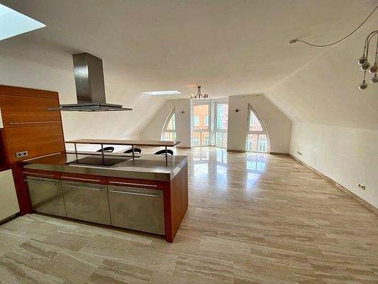 Wohn-Essbereich mit Küche