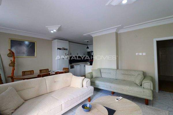 Garden Floor Flat for Sale in Beyazgül Complex, Mersin Tece