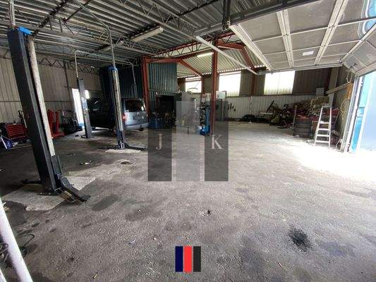 Halle Innenansicht 1