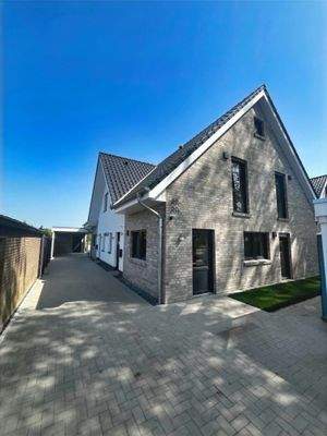 Ansicht komplettes Doppelhaus