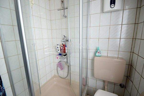 Tageslichtbad OG links