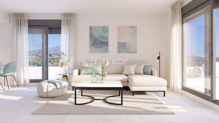 Energy-Efficient Homes with Golf Views in Mijas