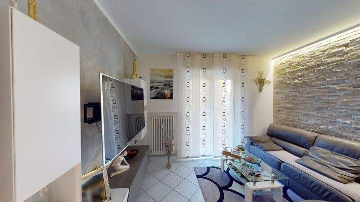 Meran-Merano-Trilocale-Dreizimmerwohnung-in-vendita-vendesi-zu-verkaufen-Balkon-balcone