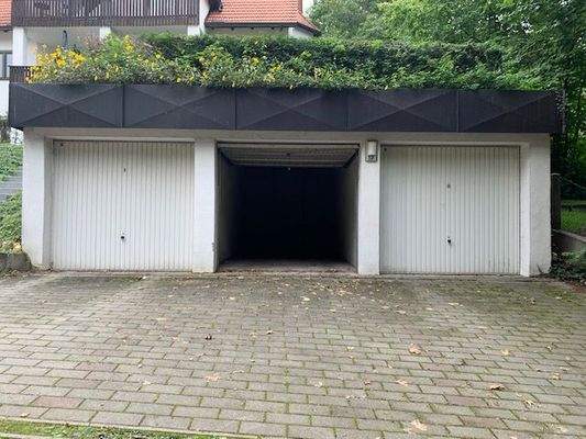 Garage rechts