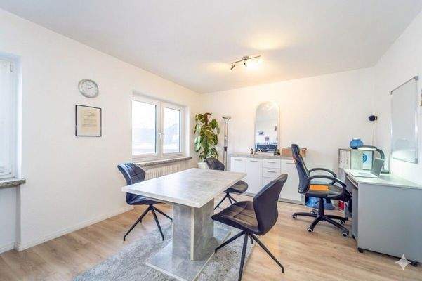 OG Kinderzimmer/Büro