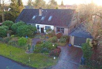 Hausansicht_oben_vorne