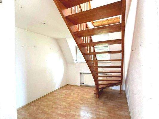 zum Spitzboden, Bibliothek