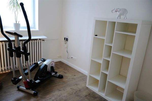 Zimmer  ( 11 m2 ) UG