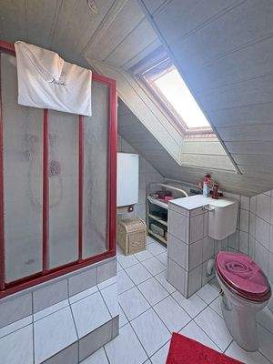 Dachgeschoss Dusche