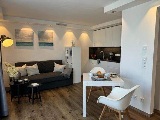 Wohn- + Küchenbereich.jpg