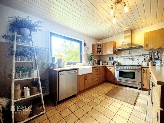 Küche 1.OG_gestaged