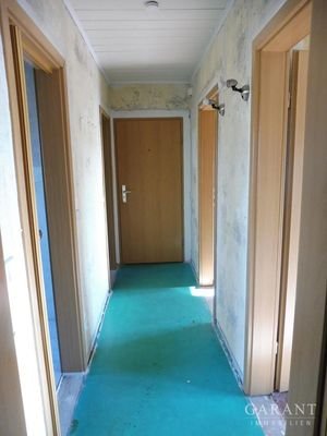 08-Wohnungsflur