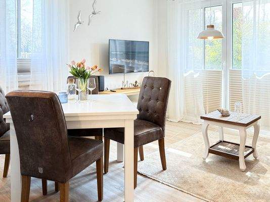 Wohn- und Essbereich