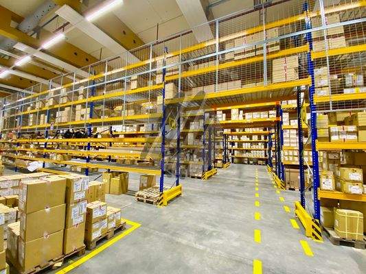 INFOS UNTER: 06171-586000