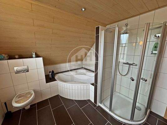 Vollbad OG Ansicht 1