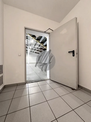 INFOS UNTER: 06171-586000