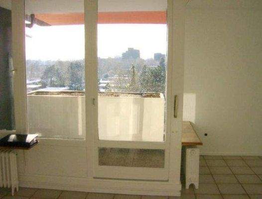 Sonnige 1,5 Zimmer mit Balkon