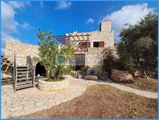 Stone-Villa-for-sale-in-Kambpia-20241025_110749