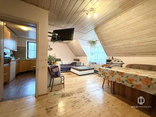 Wohn- und Essbereich DG