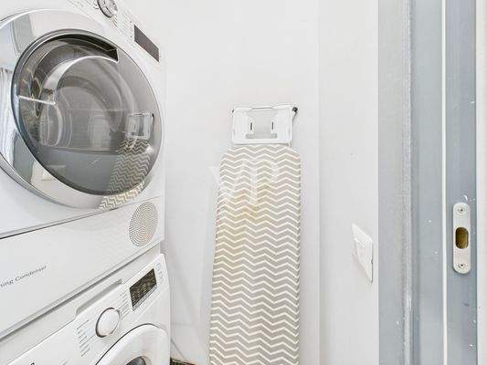 Lavanderia e ripostiglio