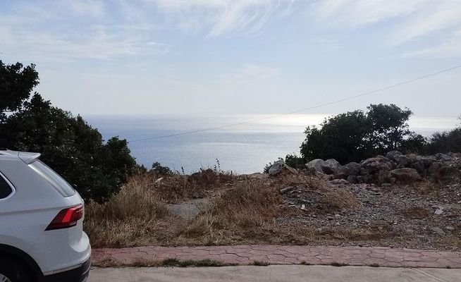 Kreta, Agia Paraskevi: Grundstück im Süden zum Verkauf