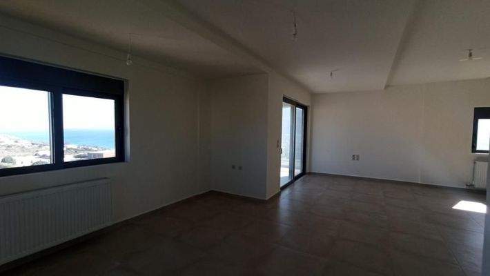 Kreta, Vlites: Apartment im ersten Stock mit Meer- und Bergblick zu verkaufen