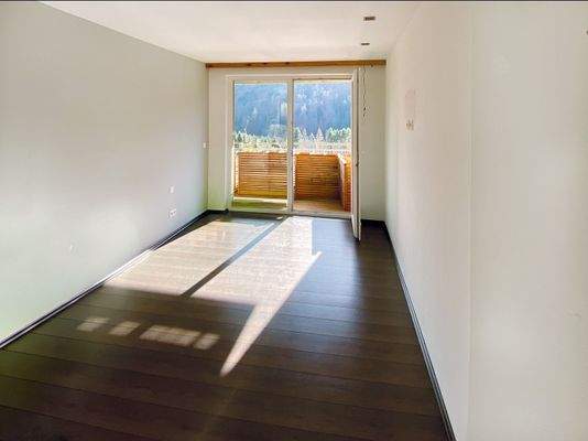 Kinder-/Gästezimmer mit eigenem Balkon