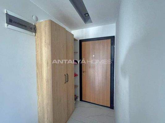 1-Bedroom Flat near Daily Amenities in Antalya Muratpaşa