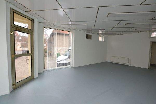 Wohnhaus EG - Gewerbe