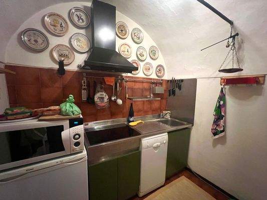 DA936_06 TERRA ITALIA IMMOBILIEN_LIGURIEN_DOLCEACQ