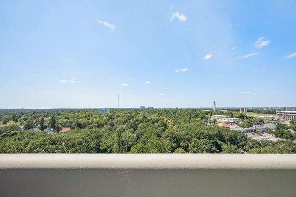 Blick nach Westen aus der 13. Etage