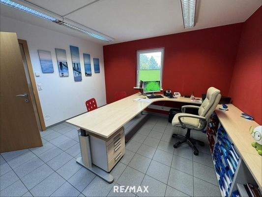 Geschäftshaus Raum 1