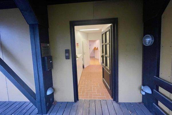 Seiteneingang Wohnung Obergeschoss