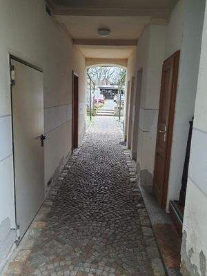 Durchgang Hinterhaus