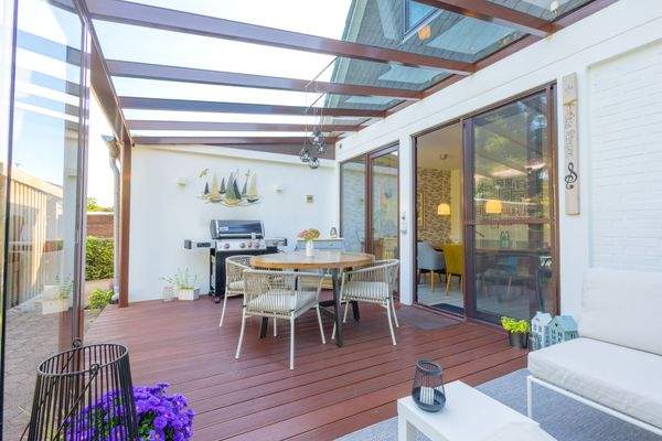 Überdachte Terrasse 